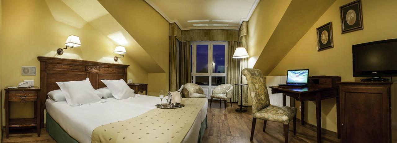 Silken Spa La Hacienda De Don Juan Льянес Екстер'єр фото