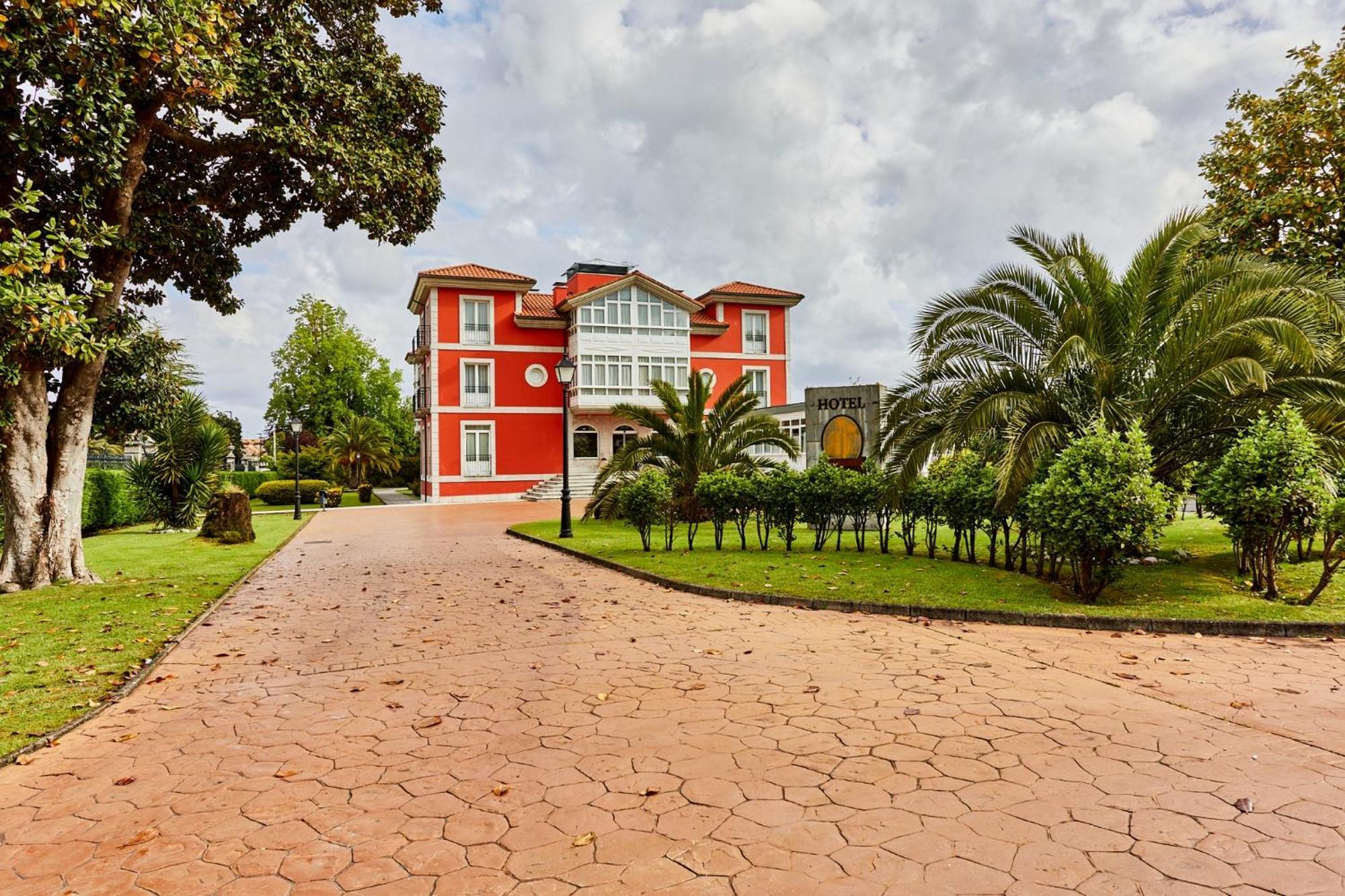 Silken Spa La Hacienda De Don Juan Льянес Екстер'єр фото