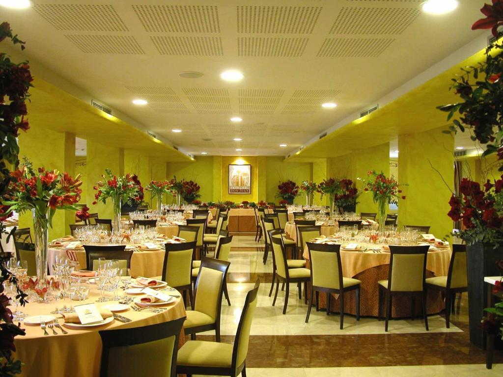 Silken Spa La Hacienda De Don Juan Льянес Екстер'єр фото